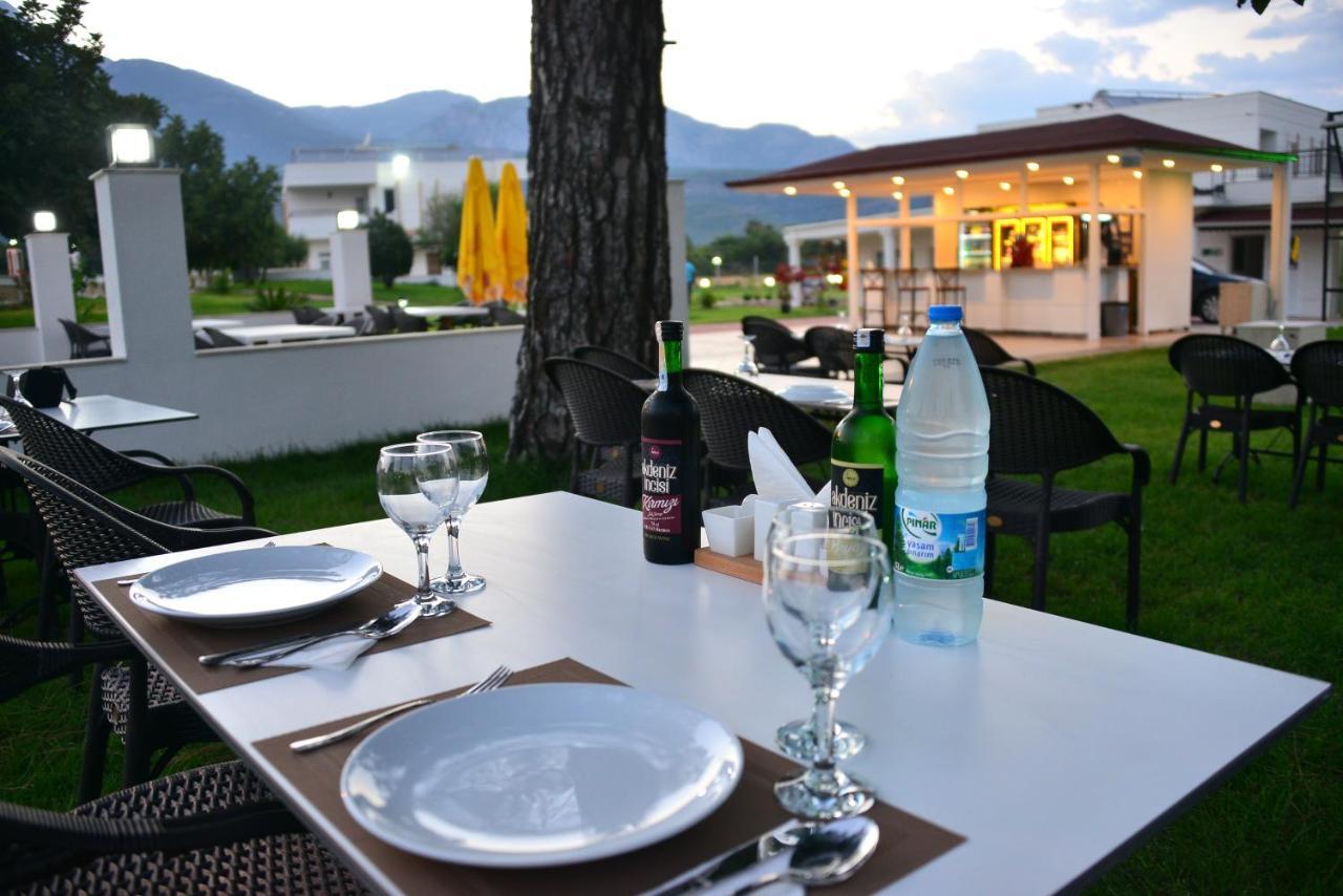 Dream Town Hotel&Restaurant Кемер Екстериор снимка