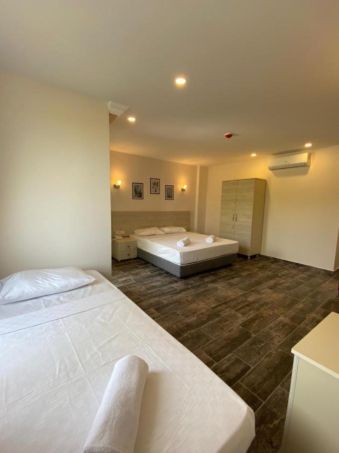 Dream Town Hotel&Restaurant Кемер Екстериор снимка