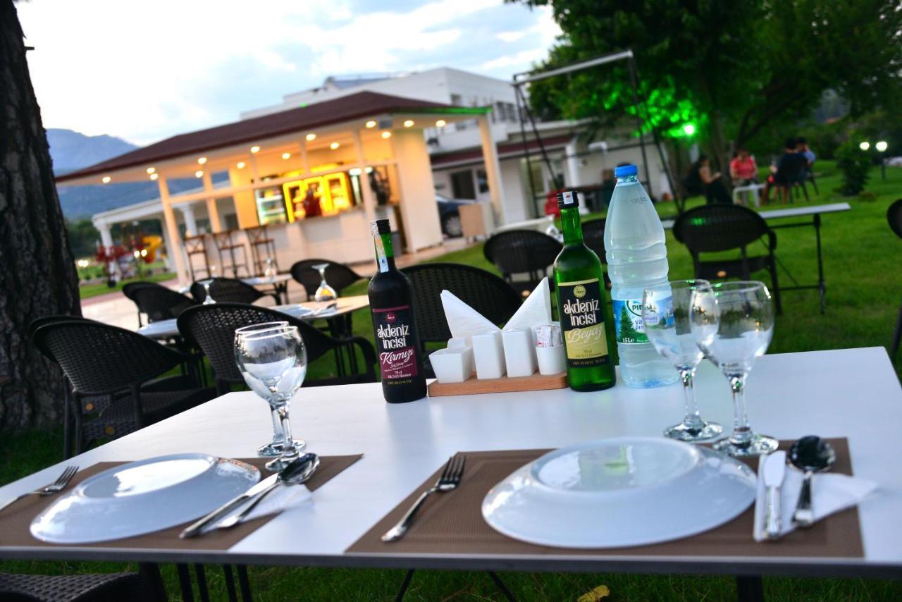 Dream Town Hotel&Restaurant Кемер Екстериор снимка